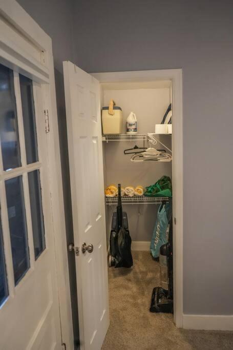 Villa Historic Coastal Haven- Pet Friendly Fast Wi-Fi à Norfolk Extérieur photo