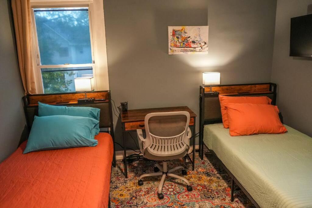 Villa Historic Coastal Haven- Pet Friendly Fast Wi-Fi à Norfolk Extérieur photo