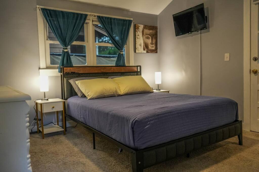 Villa Historic Coastal Haven- Pet Friendly Fast Wi-Fi à Norfolk Extérieur photo